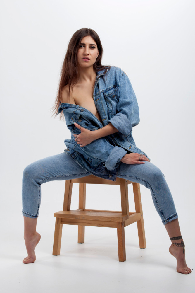 Nacktfotoshooting im Studio